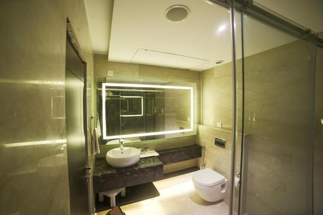 Bngv Mystic Premier Hotel بنغالور المظهر الخارجي الصورة