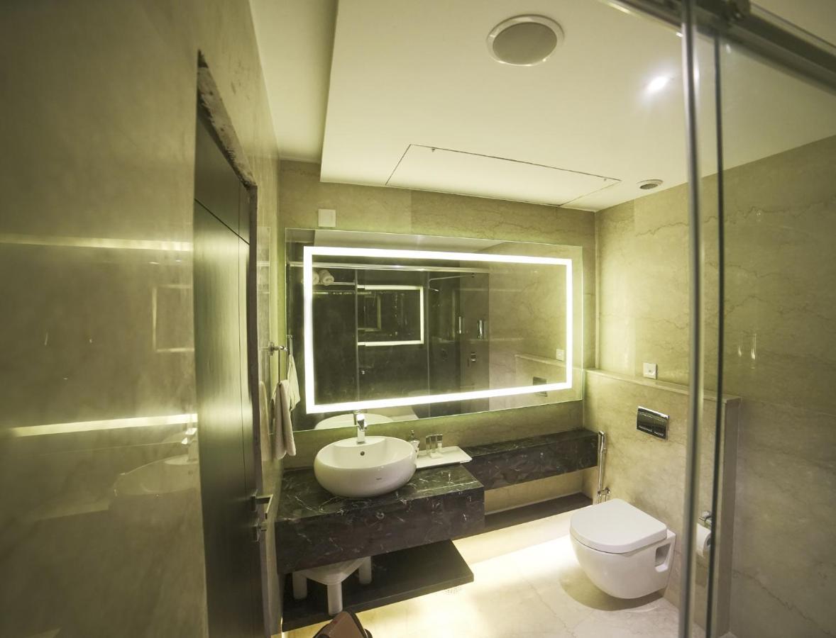 Bngv Mystic Premier Hotel بنغالور المظهر الخارجي الصورة